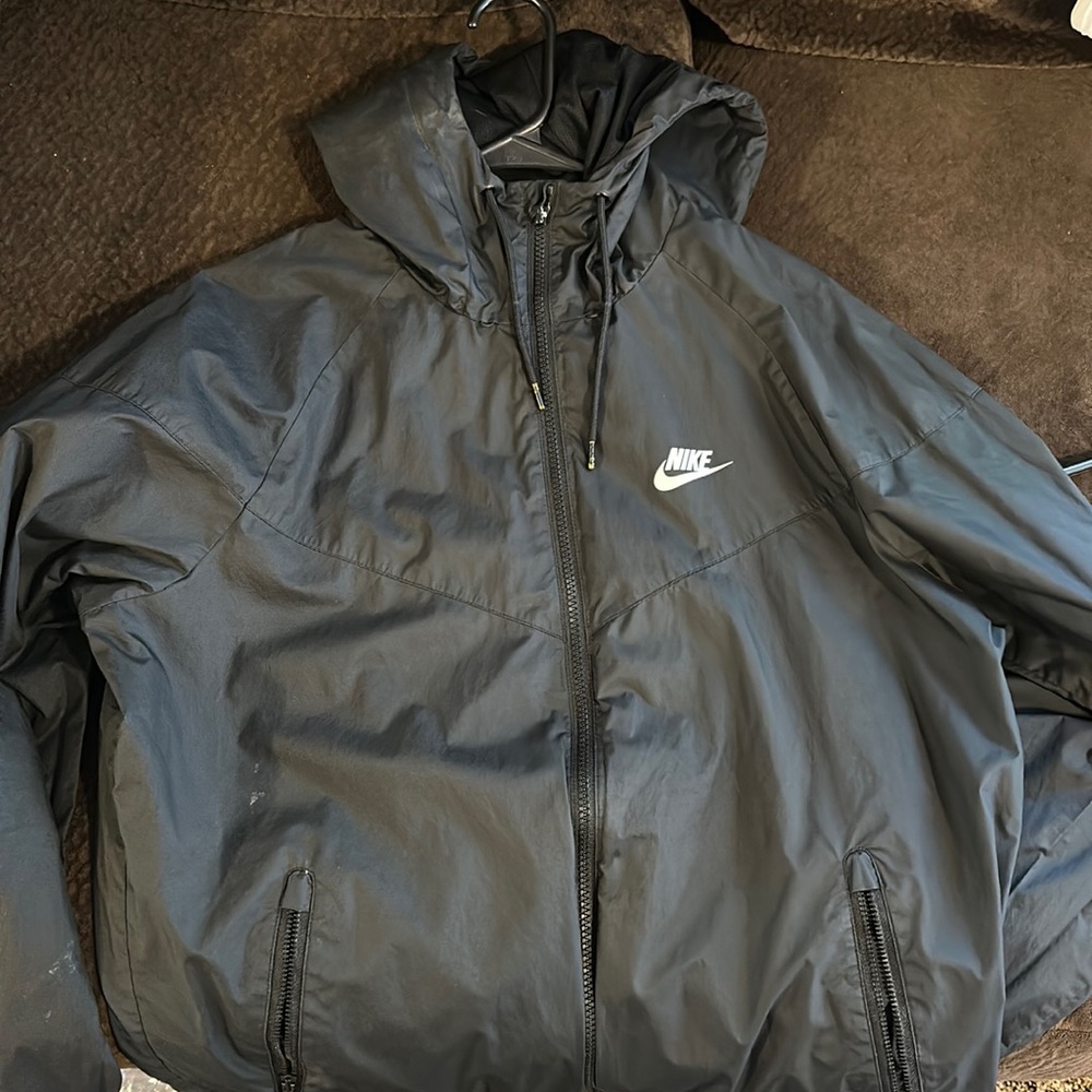 Nike windbreaker. Size medium